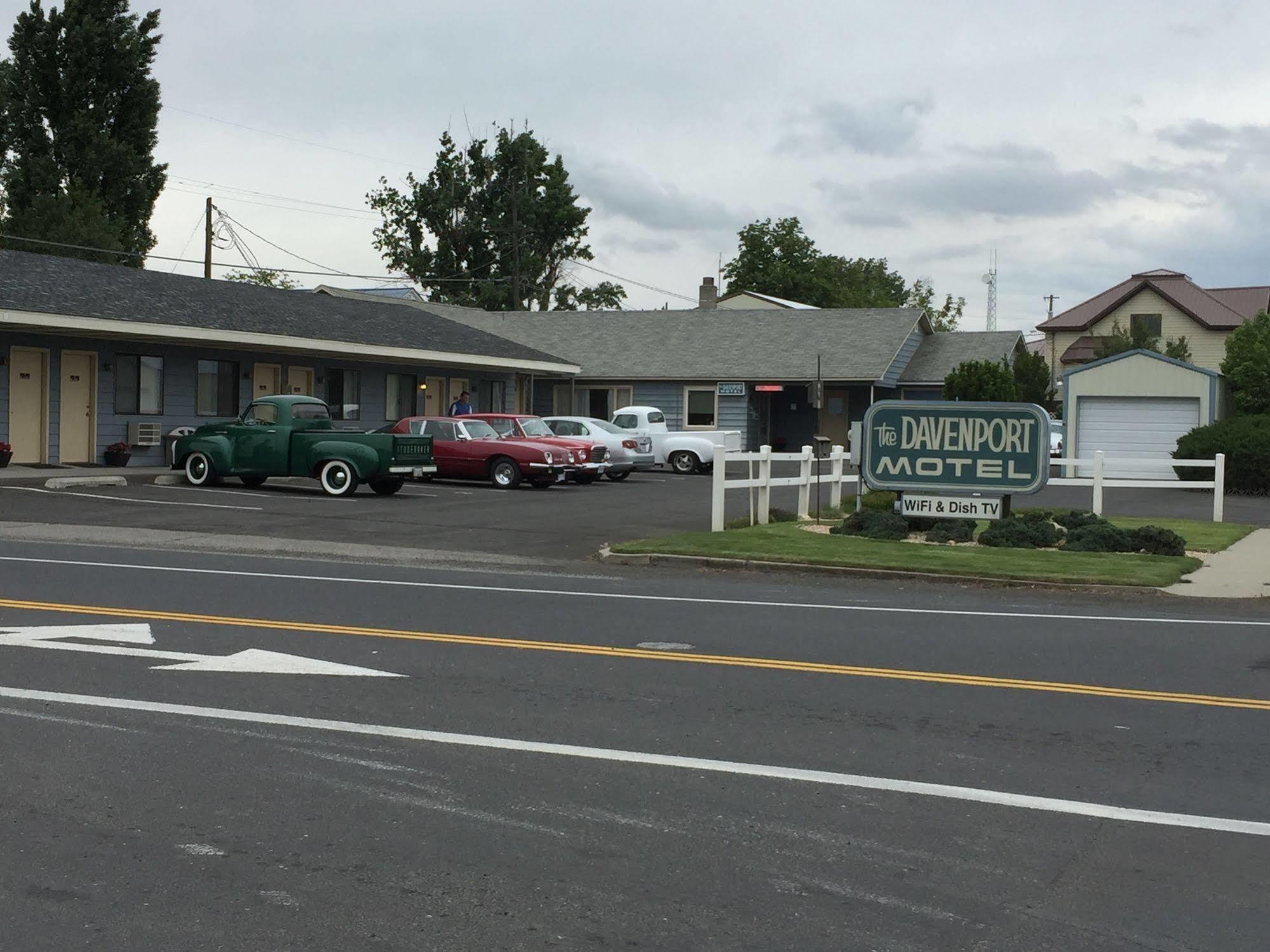 The Davenport Motel Eksteriør billede